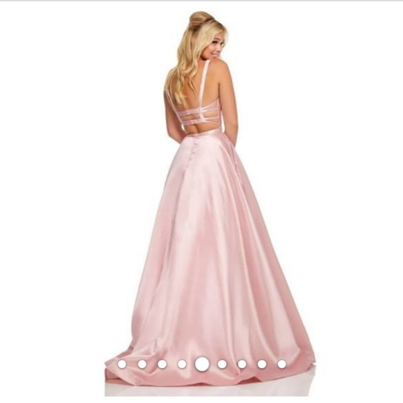 Sherri Hill ruby red ballgown.  Size 8. - Picture 8 of 8